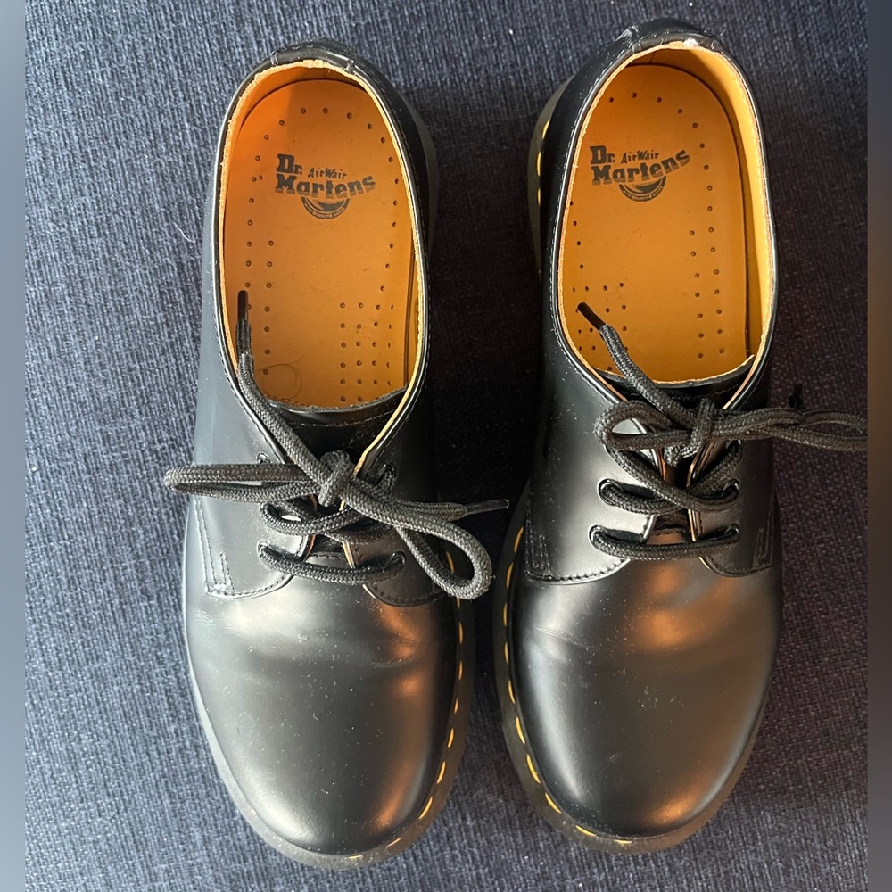Dr. Martens 3 Hole Oxfords